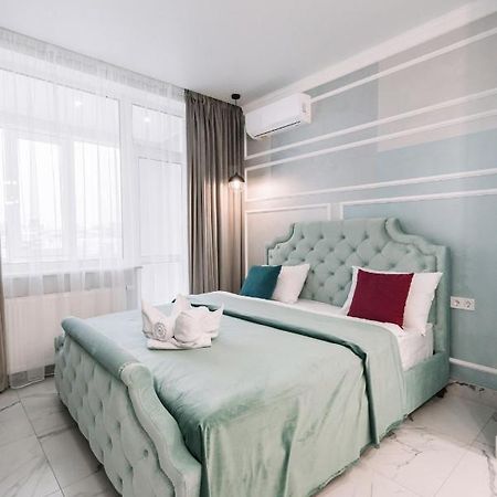 Royal Tower Vip Smart Apartments 1 Киев Экстерьер фото