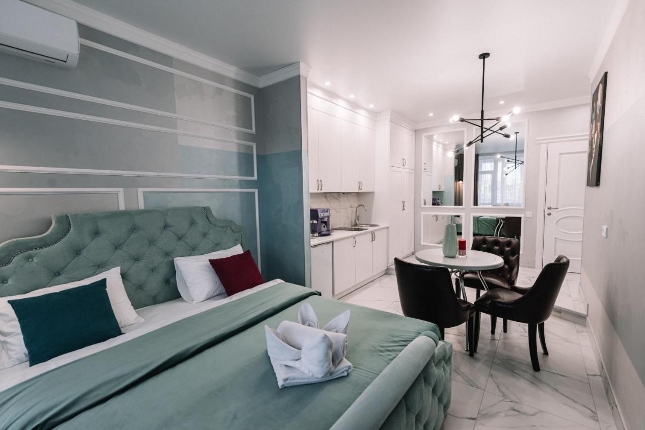 Royal Tower Vip Smart Apartments 1 Киев Экстерьер фото