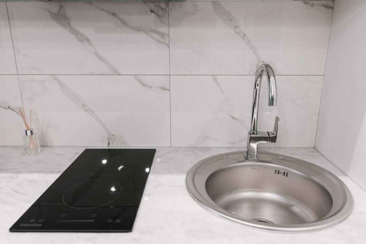Royal Tower Vip Smart Apartments 1 Киев Экстерьер фото